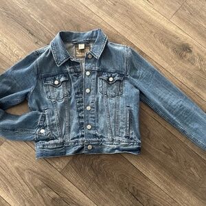 Levis size small cropped trucker jacket